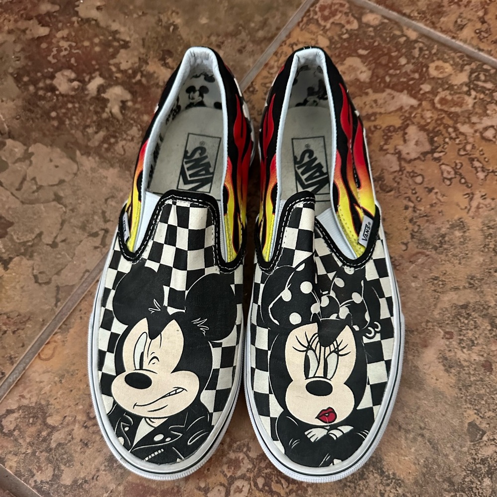 Disney Vans women 8.5